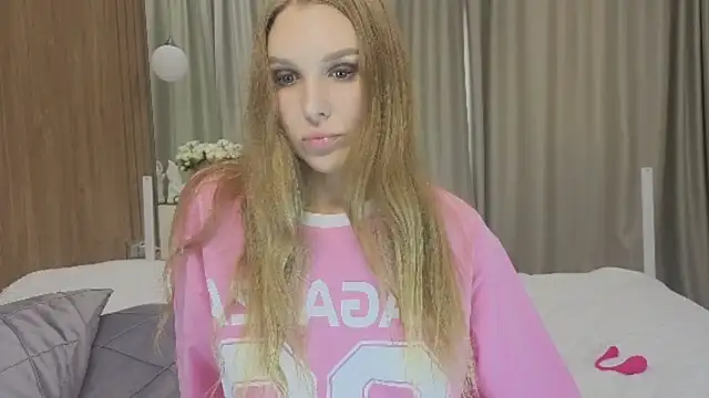 Brigitte Bardot online show from October 2025 09:46:02 AM