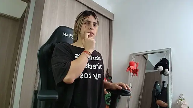 Snapshot of brunothompson3 chatting on September 2025 02:29:02 PM brunothompson3 online show from September 2025 02:29:02 PM