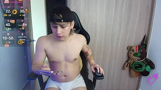 Snapshot of brunothompson3 chatting on October 2025 04:51:01 PM brunothompson3 online show from October 2025 04:51:01 PM