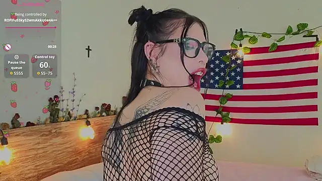 venomeowww   online show from April 2026 03:47:01 AM