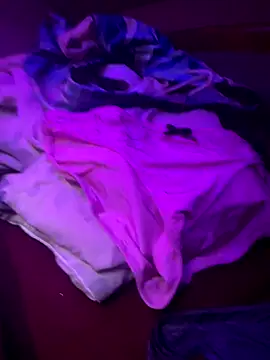 Tomek2224 online show from November 2025 12:15:01 PM