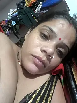 Snapshot of Setty54 chatting on October 2025 09:24:01 PM Setty54 online show from October 2025 09:24:01 PM