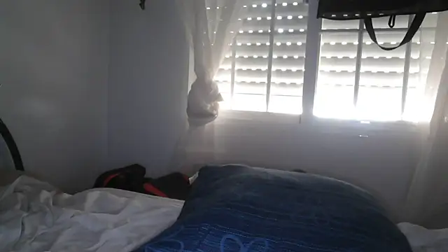 yumara351 online show from April 2026 10:28:02 AM