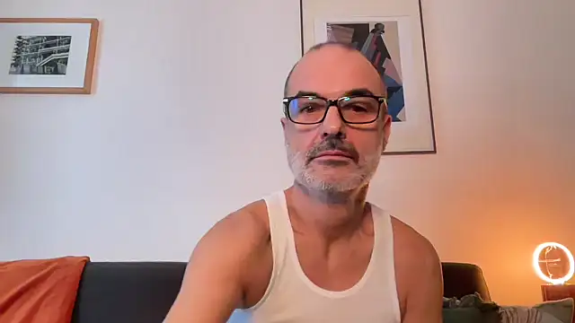 Snapshot of Milkywaymen chatting on November 2025 02:05:01 PM Milkywaymen online show from November 2025 02:05:01 PM