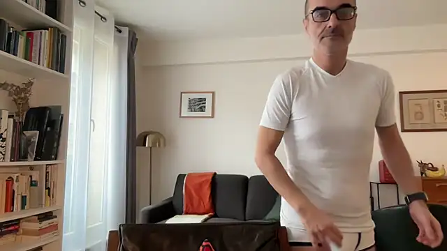 Snapshot of Milkywaymen chatting on February 2026 11:27:02 AM Milkywaymen online show from February 2026 11:27:02 AM