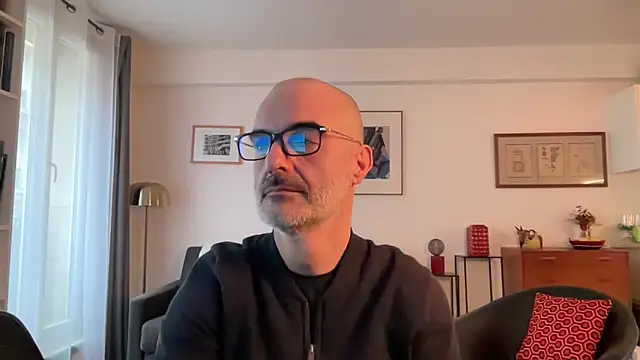 Snapshot of Milkywaymen chatting on February 2026 10:00:01 AM Milkywaymen online show from February 2026 10:00:01 AM