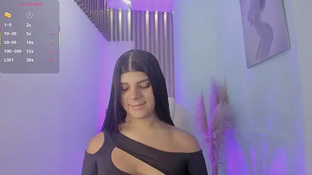 Snapshot of PauliinaBelle_ chatting on October 2025 12:44:02 PM PauliinaBelle online show from October 2025 12:44:02 PM