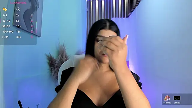 Snapshot of PauliinaBelle_ chatting on October 2025 12:28:01 PM PauliinaBelle online show from October 2025 12:28:01 PM