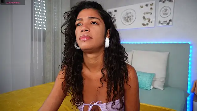 Snapshot of LibertyLust chatting on October 2025 08:37:01 AM LibertyLust online show from October 2025 08:37:01 AM