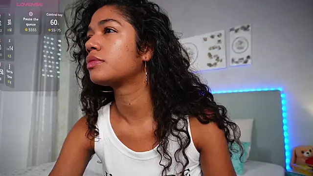 Snapshot of LibertyLust chatting on October 2025 08:00:02 AM LibertyLust online show from October 2025 08:00:02 AM