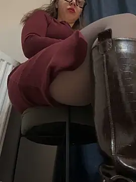 ladywithbigass online show from February 2026 05:49:01 AM