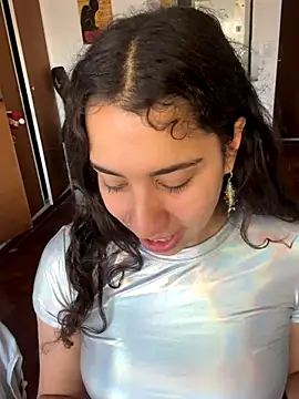 Snapshot of Souphicherry chatting on January 2026 09:50:02 PM Souphicherry online show from January 2026 09:50:02 PM