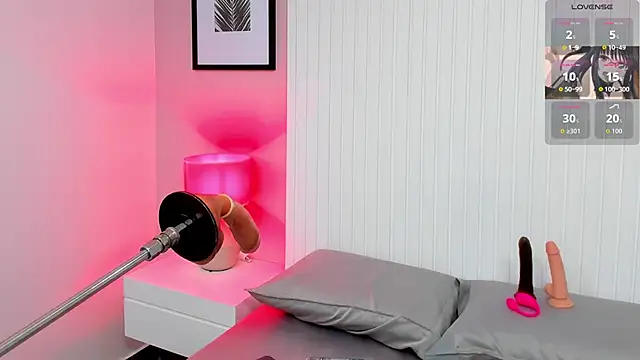 Snapshot of lauren_stone_ chatting on December 2025 05:19:02 PM lauren stone online show from December 2025 05:19:02 PM