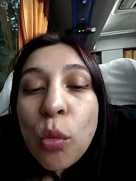 caronicole77 online show from October 2025 11:09:01 PM