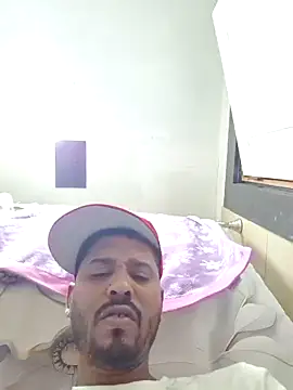 Snapshot of Danypeluche chatting on September 2025 04:03:01 AM Danypeluche online show from September 2025 04:03:01 AM