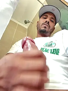 Snapshot of Danypeluche chatting on October 2025 07:36:02 PM Danypeluche online show from October 2025 07:36:02 PM