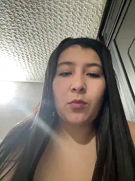 evelyn 1702 online show from December 2025 06:30:02 AM