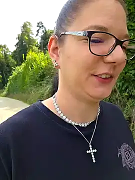 Swiss Lady online show from September 2025 12:05:02 PM