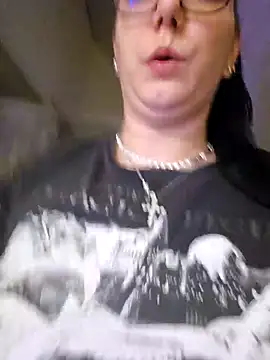 Swiss Lady online show from October 2025 12:29:05 AM