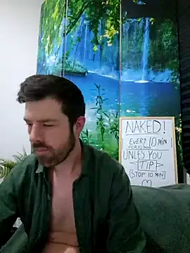 Snapshot of welcome-to-the-jungle chatting on December 2025 10:07:02 PM welcome-to-the-jungle online show from December 2025 10:07:02 PM