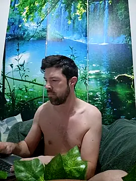 Snapshot of welcome-to-the-jungle chatting on February 2026 05:22:02 AM welcome-to-the-jungle online show from February 2026 05:22:02 AM