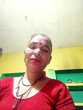 Snapshot of Monika_thakurr chatting on September 2025 07:59:01 PM Monika thakurr online show from September 2025 07:59:01 PM