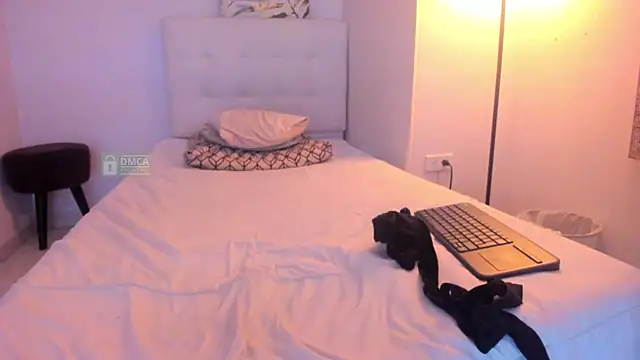 Mr Klein 69 online show from September 2025 01:44:02 PM