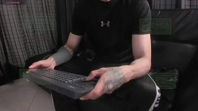 Mr Klein 69 online show from November 2025 08:19:02 PM