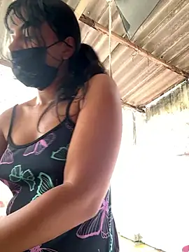 Snapshot of Kyra__Rose chatting on January 2026 07:48:01 PM Kyra Rose online show from January 2026 07:48:01 PM