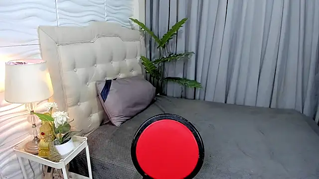 Patricia Anderson online show from November 2025 05:52:01 AM