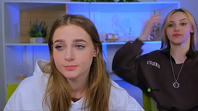 luna tin online show from September 2025 07:13:01 PM