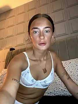 Snapshot of Spicy-Rosie20 chatting on January 2026 08:19:02 AM Spicy-Rosie20 online show from January 2026 08:19:02 AM