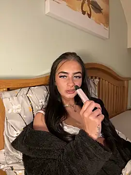Spicy-Rosie20 online show from May 2026 04:32:02 AM