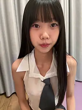 Snapshot of xinyu789 chatting on November 2025 03:01:02 PM xinyu789 online show from November 2025 03:01:02 PM