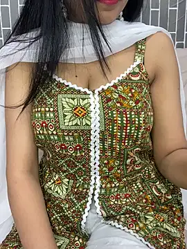 Riya-6969 online show from March 2026 08:43:01 PM