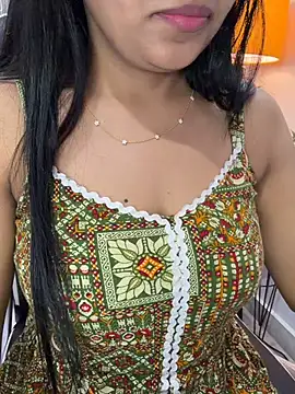 Riya-6969 online show from May 2026 03:30:01 PM
