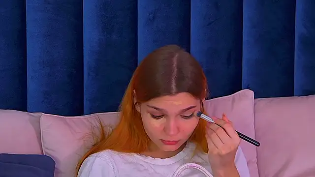 Snapshot of BellaMarebelle chatting on October 2025 04:26:01 AM BellaMarebelle online show from October 2025 04:26:01 AM