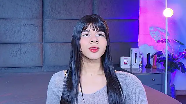 Slenna Moon online show from March 2026 11:30:02 PM