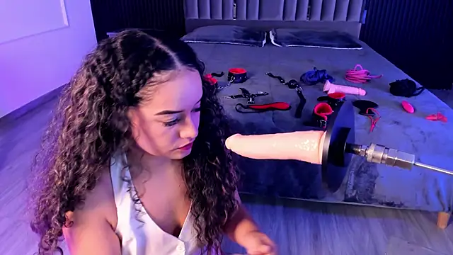 Kristenbread online show from September 2025 07:50:02 PM