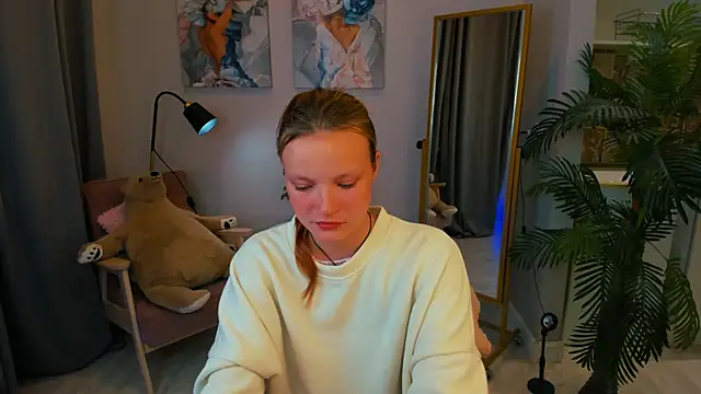 Ginger Emma online show from September 2025 08:42:02 PM