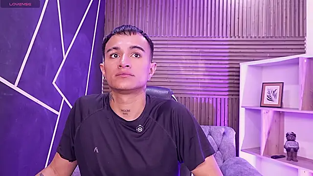 LiamDeep online show from February 2026 03:00:01 PM