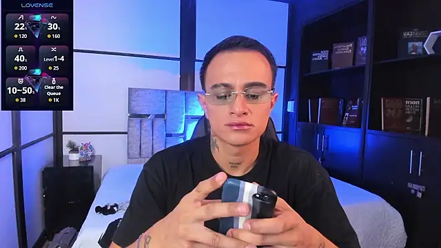 LiamDeep online show from March 2026 08:37:01 PM