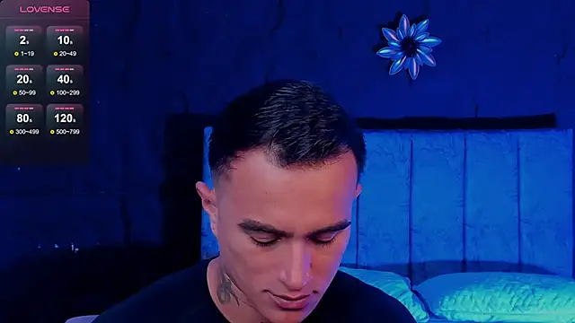 LiamDeep online show from May 2026 08:13:02 PM