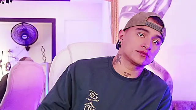 LiamDeep online show from June 2026 06:30:01 PM