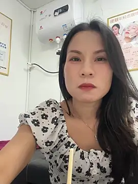 Snapshot of Baby-mmm chatting on September 2025 12:27:01 PM Baby-mmm online show from September 2025 12:27:01 PM