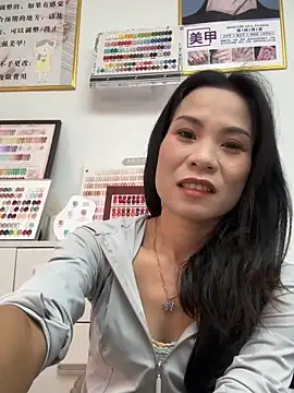 Snapshot of Baby-mmm chatting on October 2025 05:26:02 AM Baby-mmm online show from October 2025 05:26:02 AM