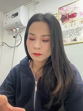 Snapshot of Baby-mmm chatting on November 2025 05:53:02 AM Baby-mmm online show from November 2025 05:53:02 AM