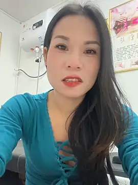 Snapshot of Baby-mmm chatting on November 2025 09:45:01 AM Baby-mmm online show from November 2025 09:45:01 AM