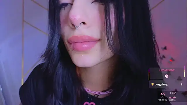 Hollyxx  online show from November 2025 01:56:02 PM