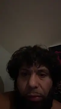 Snapshot of Lunablu13 chatting on December 2025 04:50:01 AM Lunablu13 online show from December 2025 04:50:01 AM